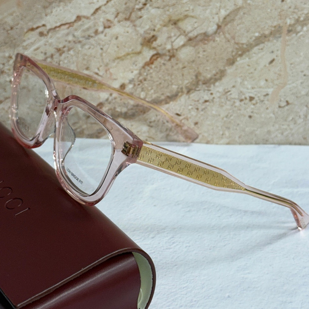 NEW Gucci GG2067OL Transparent Pink Cat Eye Eyeglasses Frames